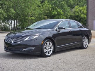 Used 2013 Lincoln MKZ image 1