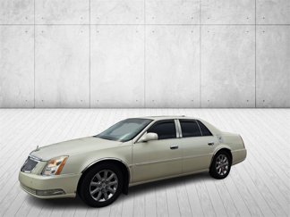 Used 2008 Cadillac DTS w/ Sun And Sound Package image 1