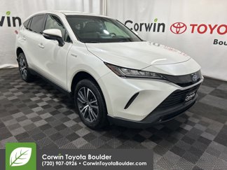 Used 2021 Toyota Venza LE image 1