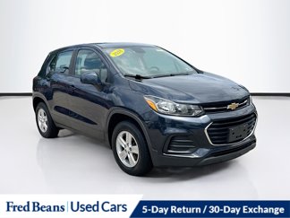 Used 2018 Chevrolet Trax LS image 1