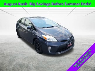 Used 2015 Toyota Prius Two image 1