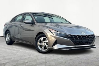 Used 2021 Hyundai Elantra SE image 1