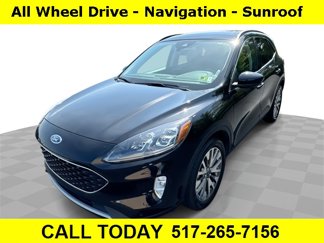 Used 2021 Ford Escape Titanium w/ Class II Trailer Tow Package image 1