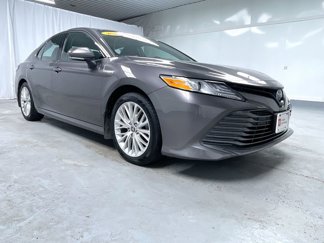 Certified 2020 Toyota Camry XLE image 1