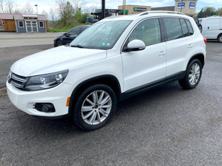 Used 2012 Volkswagen Tiguan SE image 1