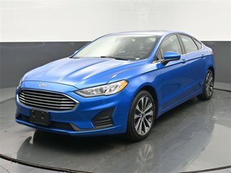 Used 2020 Ford Fusion SE image 1