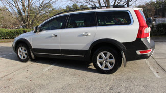 Used 2013 Volvo XC70 3.2 image 1