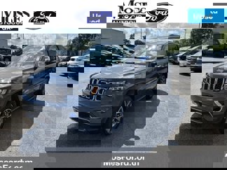 Used 2020 Jeep Grand Cherokee Limited w/ Trailer Tow Group IV image 1