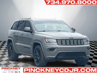 Used 2020 Jeep Grand Cherokee Altitude image 1