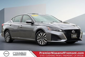 Used 2023 Nissan Altima 2.5 SV video 1