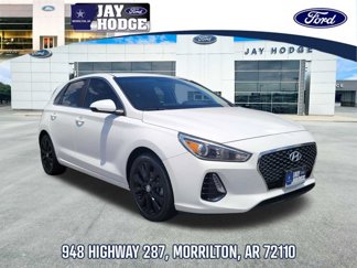 Used 2018 Hyundai Elantra GT image 1