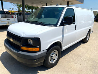 Used 2017 Chevrolet Express 3500 image 1