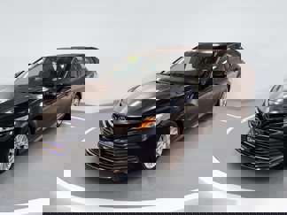 Used 2018 Toyota Camry XLE image 1