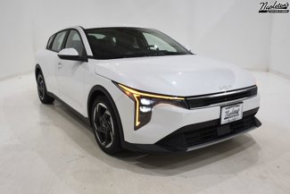 New 2025 Kia K4 EX image 1