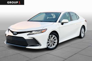 Used 2023 Toyota Camry LE image 1