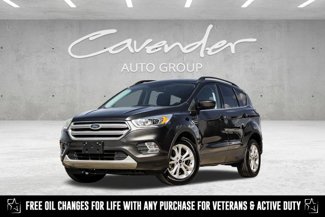 Used 2017 Ford Escape SE w/ Equipment Group 201A image 1
