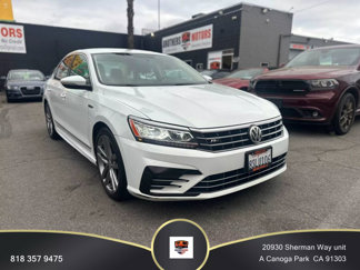 Used 2017 Volkswagen Passat 1.8T R-Line w/ R-Line Lighting Package image 1