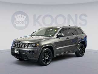 Used 2020 Jeep Grand Cherokee Altitude image 1