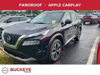 Used 2021 Nissan Rogue SV image 1