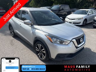 Used 2018 Nissan Kicks SV image 1