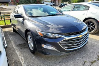 Used 2022 Chevrolet Malibu LT image 1