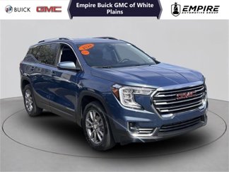 Used 2024 GMC Terrain SLT image 1