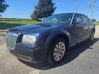 Used 2006 Chrysler 300 image 1
