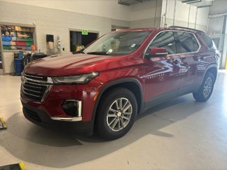 Used 2023 Chevrolet Traverse LT image 1