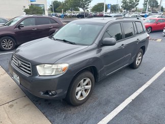 Used 2010 Toyota Highlander SE image 1