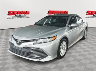 Certified 2019 Toyota Camry LE image 1