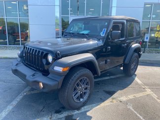 Used 2024 Jeep Wrangler Sport S image 1