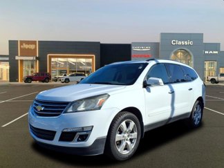 Used 2017 Chevrolet Traverse LT w/ Style and Technology Package image 1