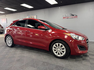 Used 2016 Hyundai Elantra GT image 1