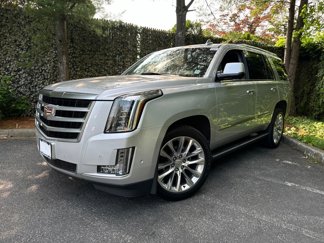 Used 2019 Cadillac Escalade Premium Luxury image 1