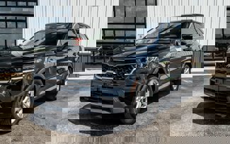 Used 2022 Kia Sorento LX image 1