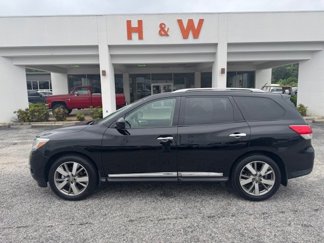Used 2014 Nissan Pathfinder Platinum image 1
