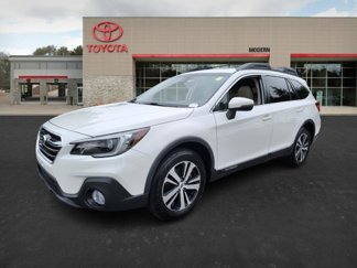 Used 2019 Subaru Outback 2.5i Limited image 1