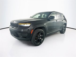 Used 2023 Jeep Grand Cherokee Altitude image 1