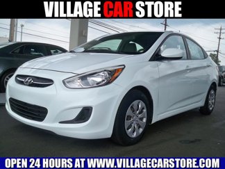 Used 2017 Hyundai Accent SE image 1