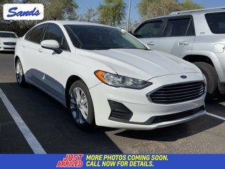 Used 2020 Ford Fusion SE image 1