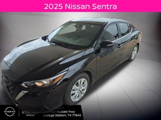 Used 2025 Nissan Sentra S image 1