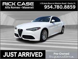 Used 2022 Alfa Romeo Giulia Sprint image 1