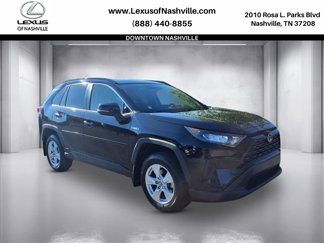 Used 2020 Toyota RAV4 LE image 1