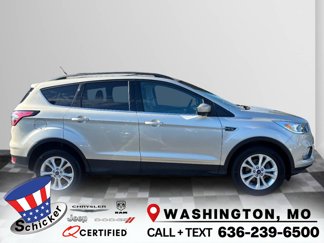 Used 2018 Ford Escape SE w/ Ford Safe & Smart Package image 1