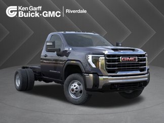New 2025 GMC Sierra 3500 Pro w/ Convenience Package image 1