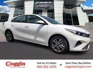 Used 2024 Kia Forte LXS image 1
