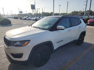 Used 2019 Jeep Compass Altitude image 1