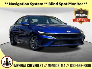 Used 2024 Hyundai Elantra SEL image 1