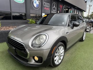Used 2017 MINI Cooper Clubman image 1