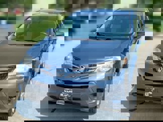 Used 2014 Toyota RAV4 LE image 1